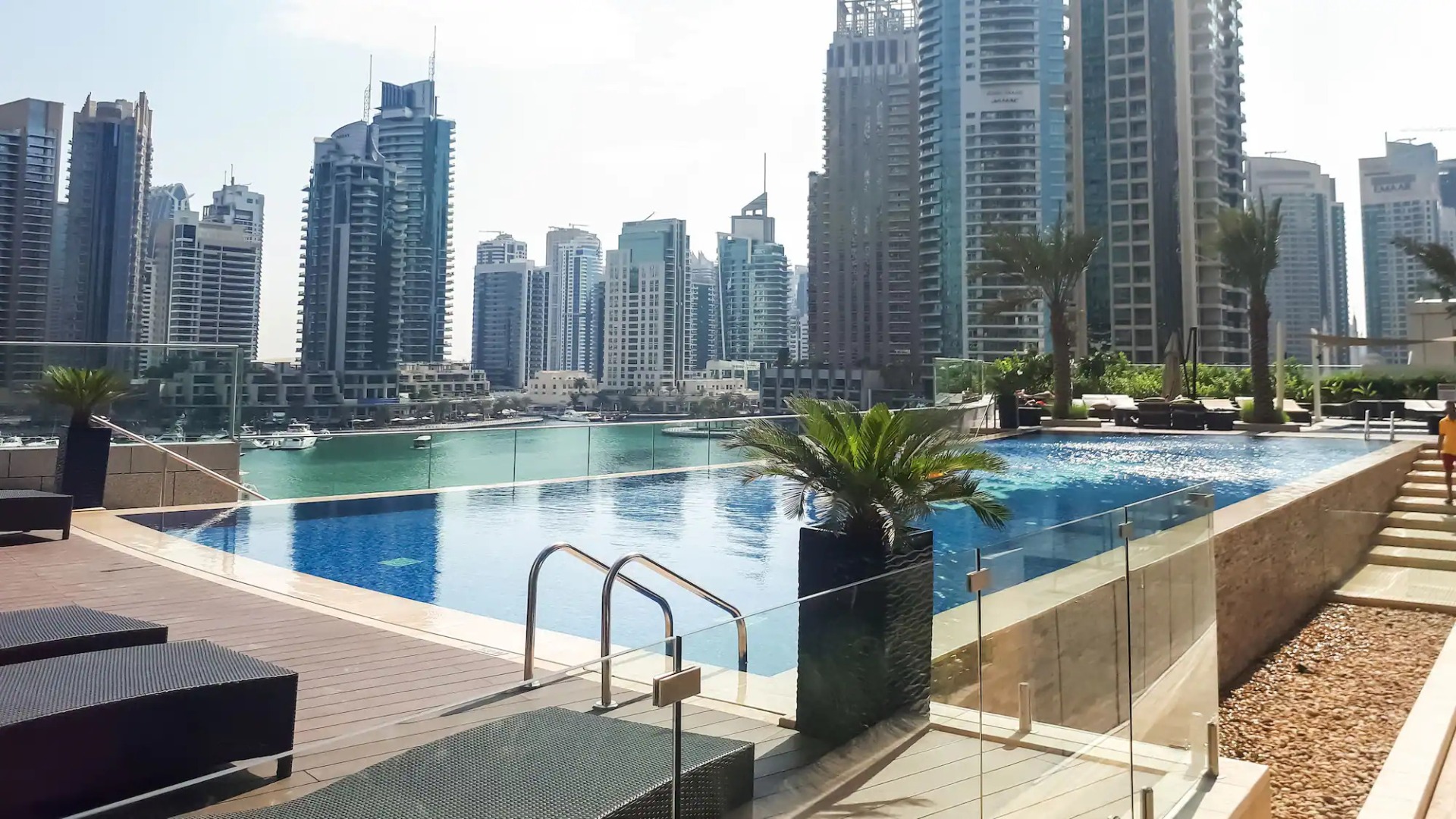 3 BR + Maid apartment in Damac Heights/ Dubai Marina