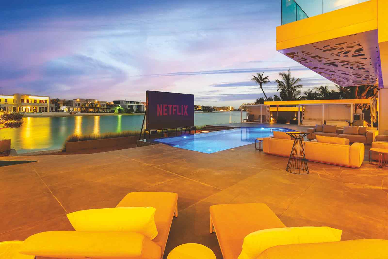 Lavish 7-Bed Palm Villa with Stunning Amenities